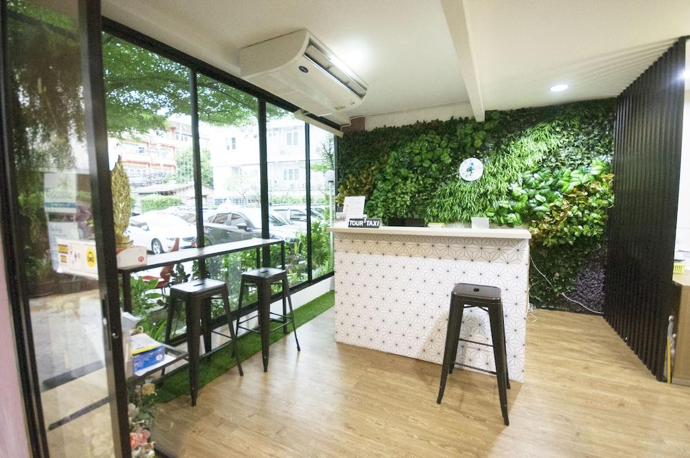 Baansabai Ramaiv Aparthotel Bangkok Ngoại thất bức ảnh